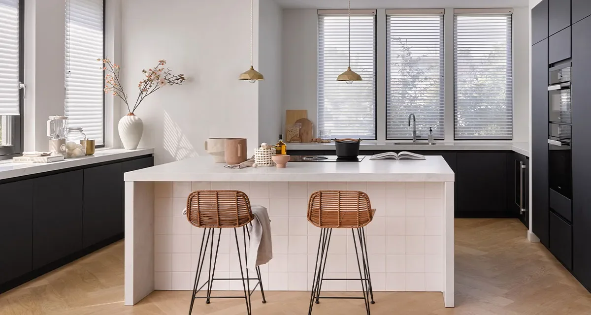 raamdecoratie_silhouette-shades_sfeer1200-2 raamdecoratie_silhouette-shades_sfeer1200-2